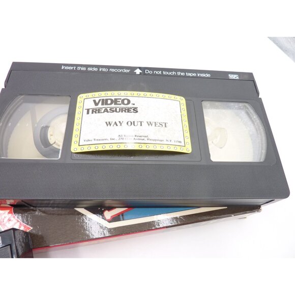 Laurel & Hardy VHS 4 tapes - Picture 5 of 7